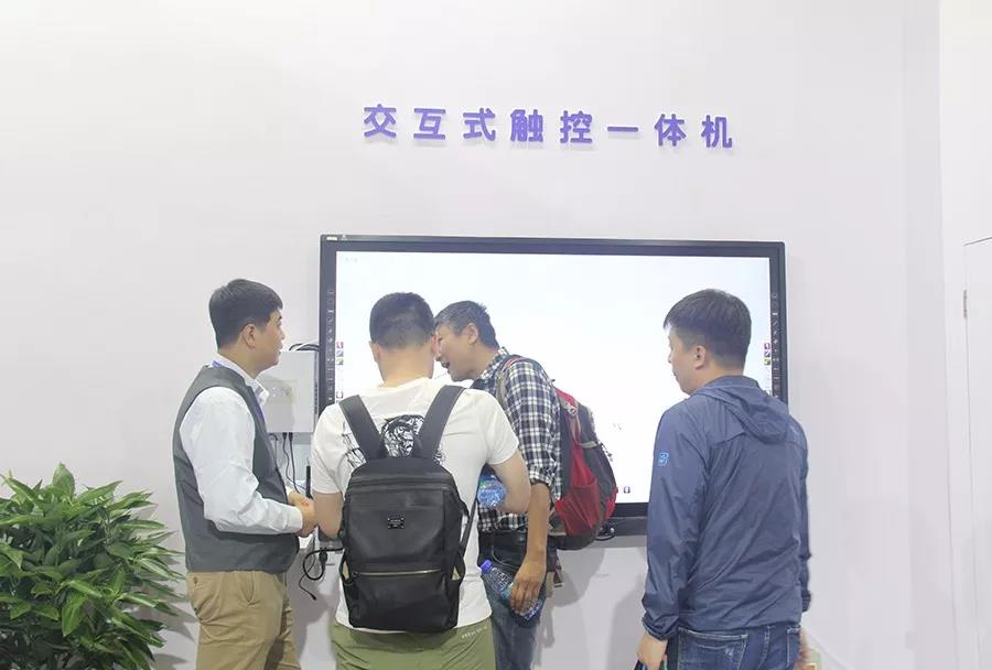 第74屆教學裝備展示會勝利閉幕，方成教學凱旋而歸